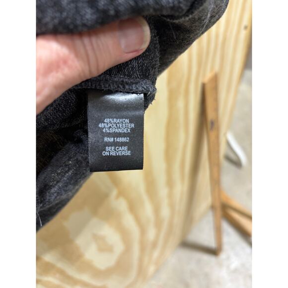 Torrid Super Soft Plush V-Neck 3/4 Sleeve Top Gray Sz 0 (12)Lightweight Stretch - Picture 8 of 10